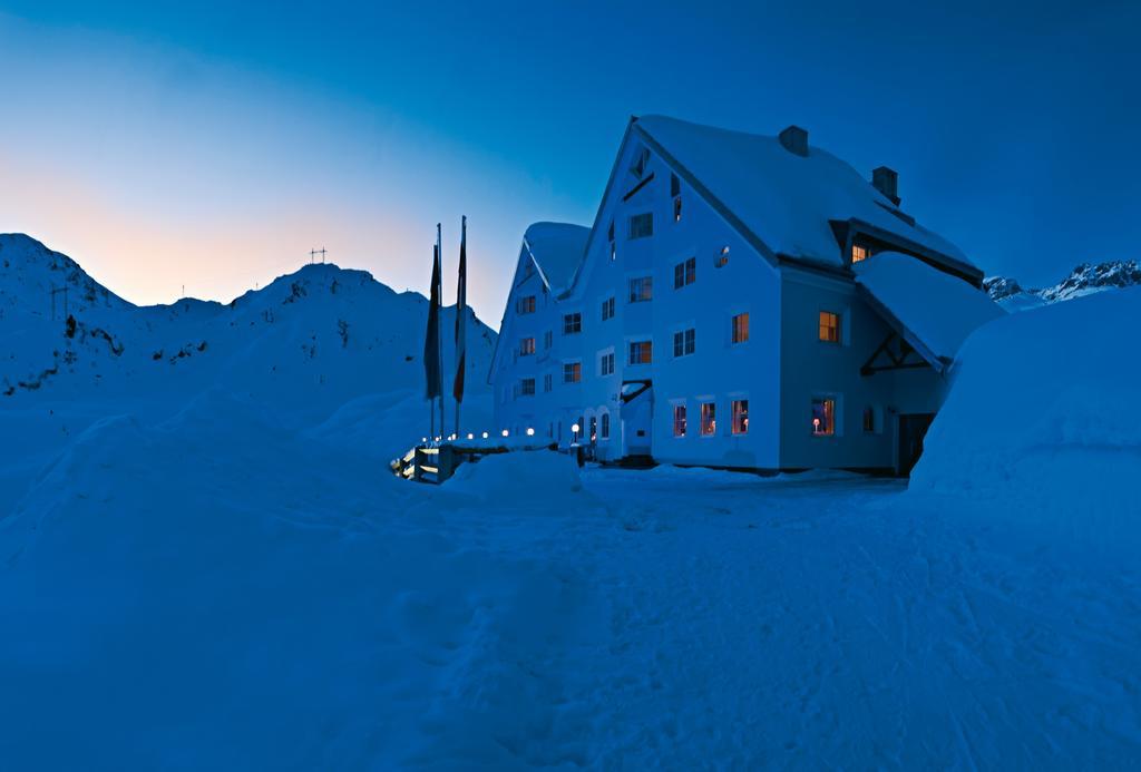 Alpenhotel St.Christoph سانت كريستوف ام ايه المظهر الخارجي الصورة