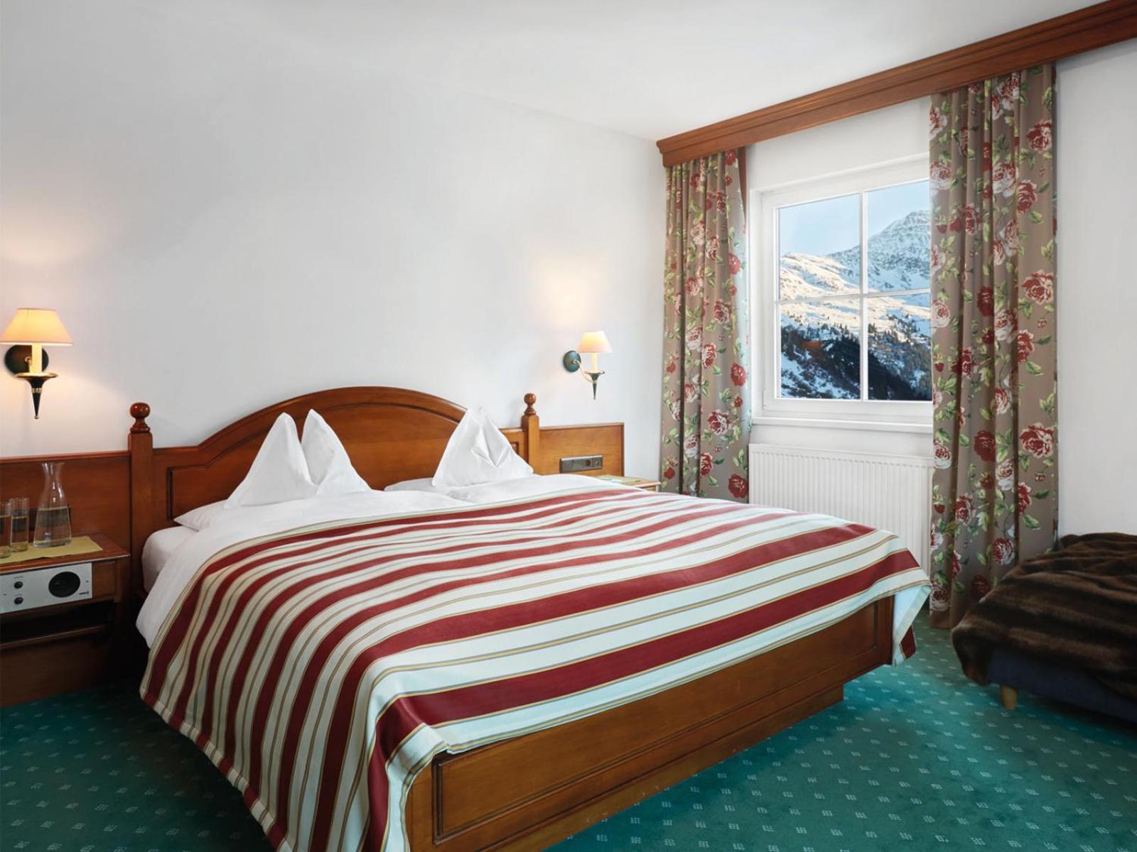Alpenhotel St.Christoph سانت كريستوف ام ايه المظهر الخارجي الصورة