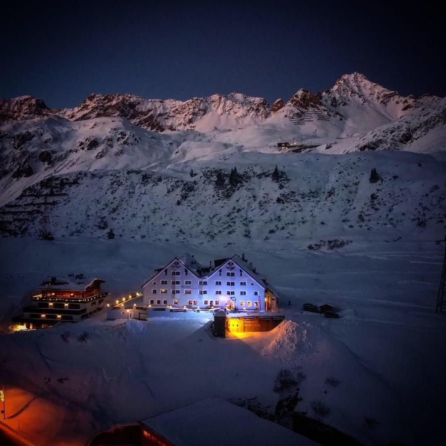 Alpenhotel St.Christoph سانت كريستوف ام ايه المظهر الخارجي الصورة